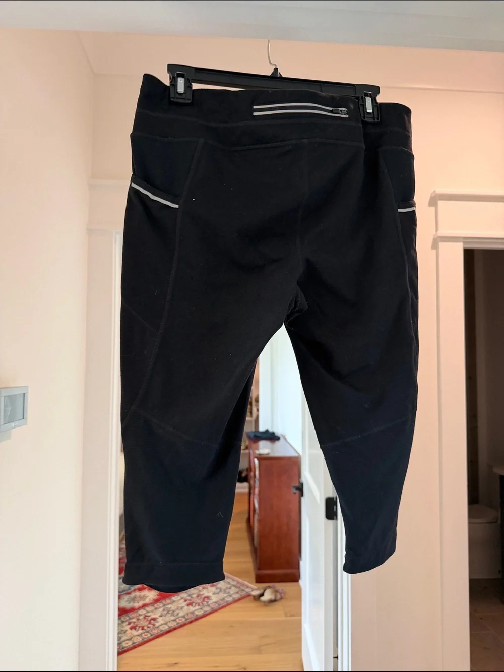 Athleta Black Capri Workout Leggings